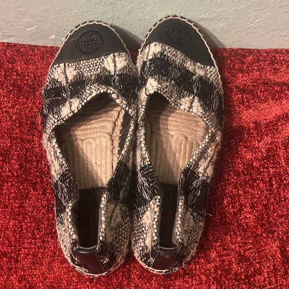 Tory Burch Women's Colorblock Flat Espadrilles, Black - Picture 2 of 6